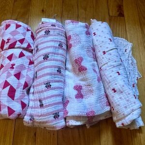 aden + anais Pink and White Muslin Swaddle Blankets
